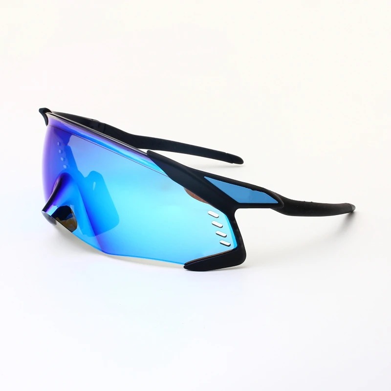 Nuovi Occhiali da Sole per Cic - Outdoor Sports Accessories recensione e prezzo