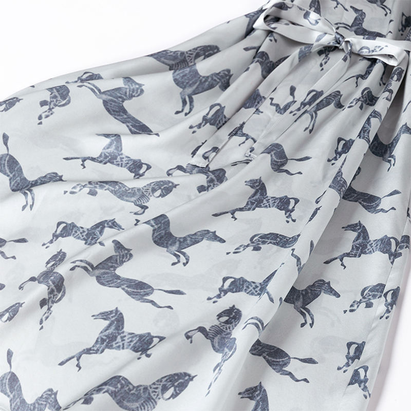Abito Midi da Donna 100% Seta  - Lunge Line Horse recensione e prezzo